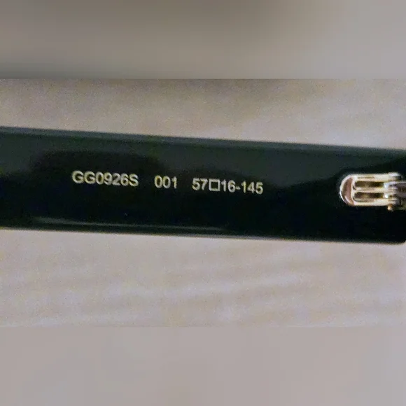 Gucci Sunglasses - Picture 9 of 9